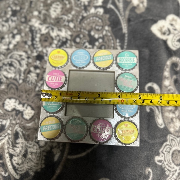 Adorable bottle cap small picture frame.  Pet/smoke free home. - Picture 3 of 7